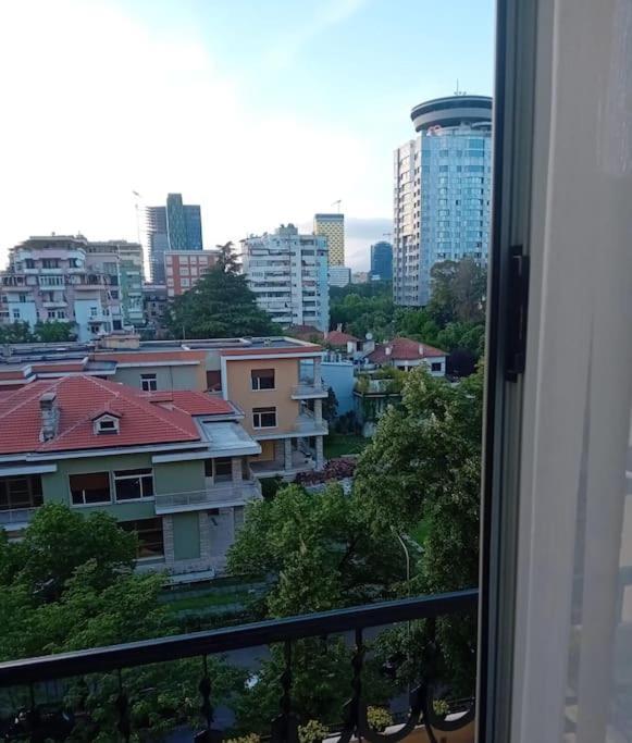 Ferienwohnung Tirana Road Blloku Area Exterior foto